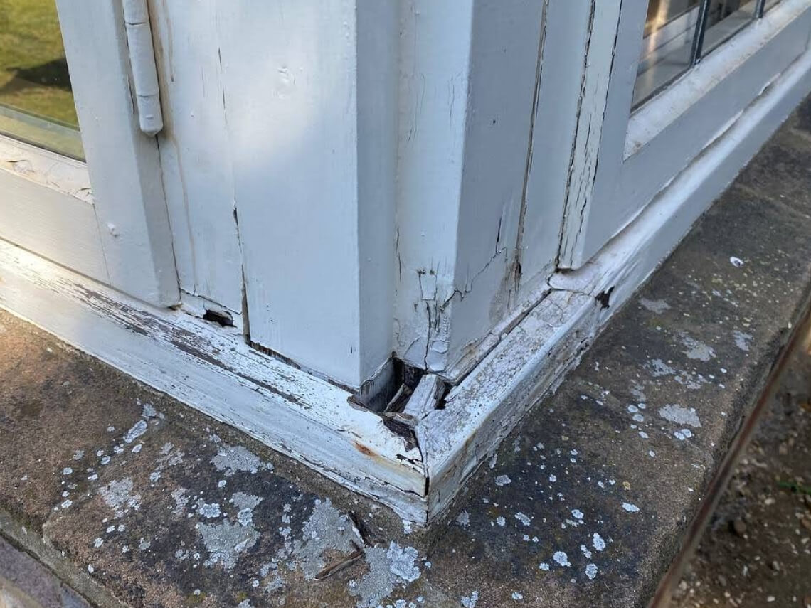 rotten window corner