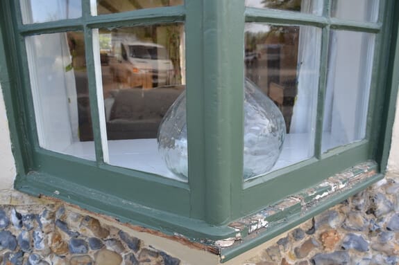 Wooden windows repair in Ickleton