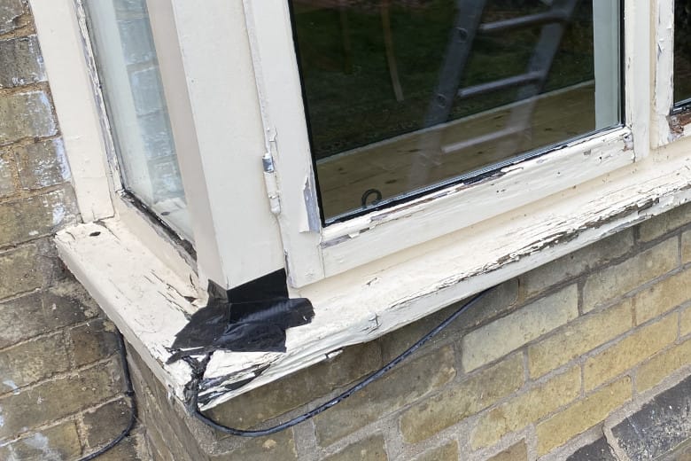 Bay window timber frame renovation | before