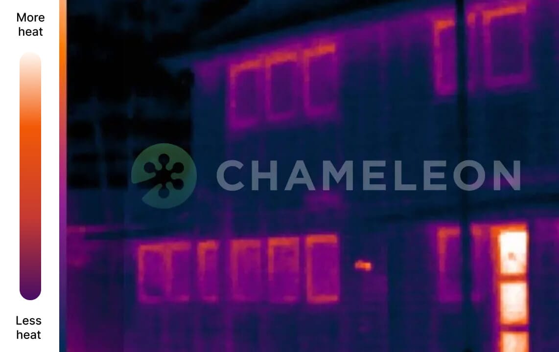 A thermal image of a house utilizing Pilkington Spacia glass.